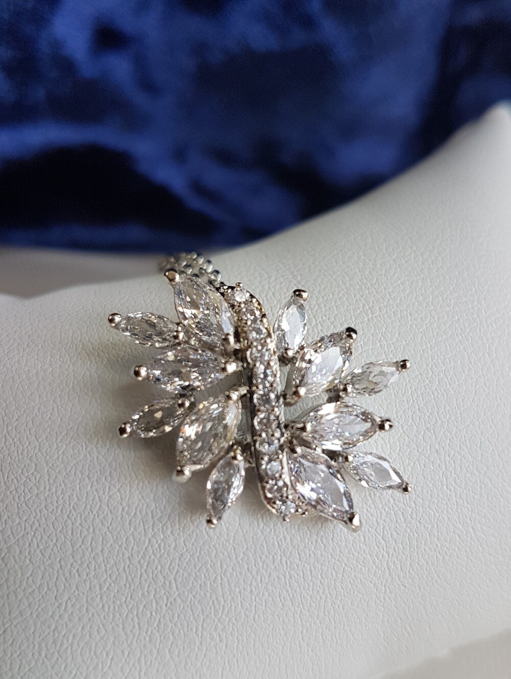 Swarovski Elements Platinum White Gold Marquis Cluster Flower Necklace NEW